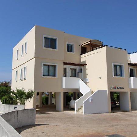 42 Beach Coast Apartment Полис Экстерьер фото