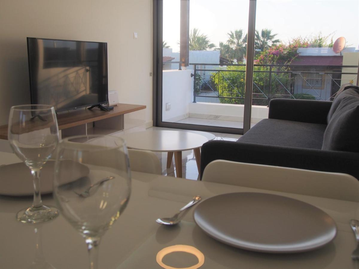 42 Beach Coast Apartment Полис Экстерьер фото