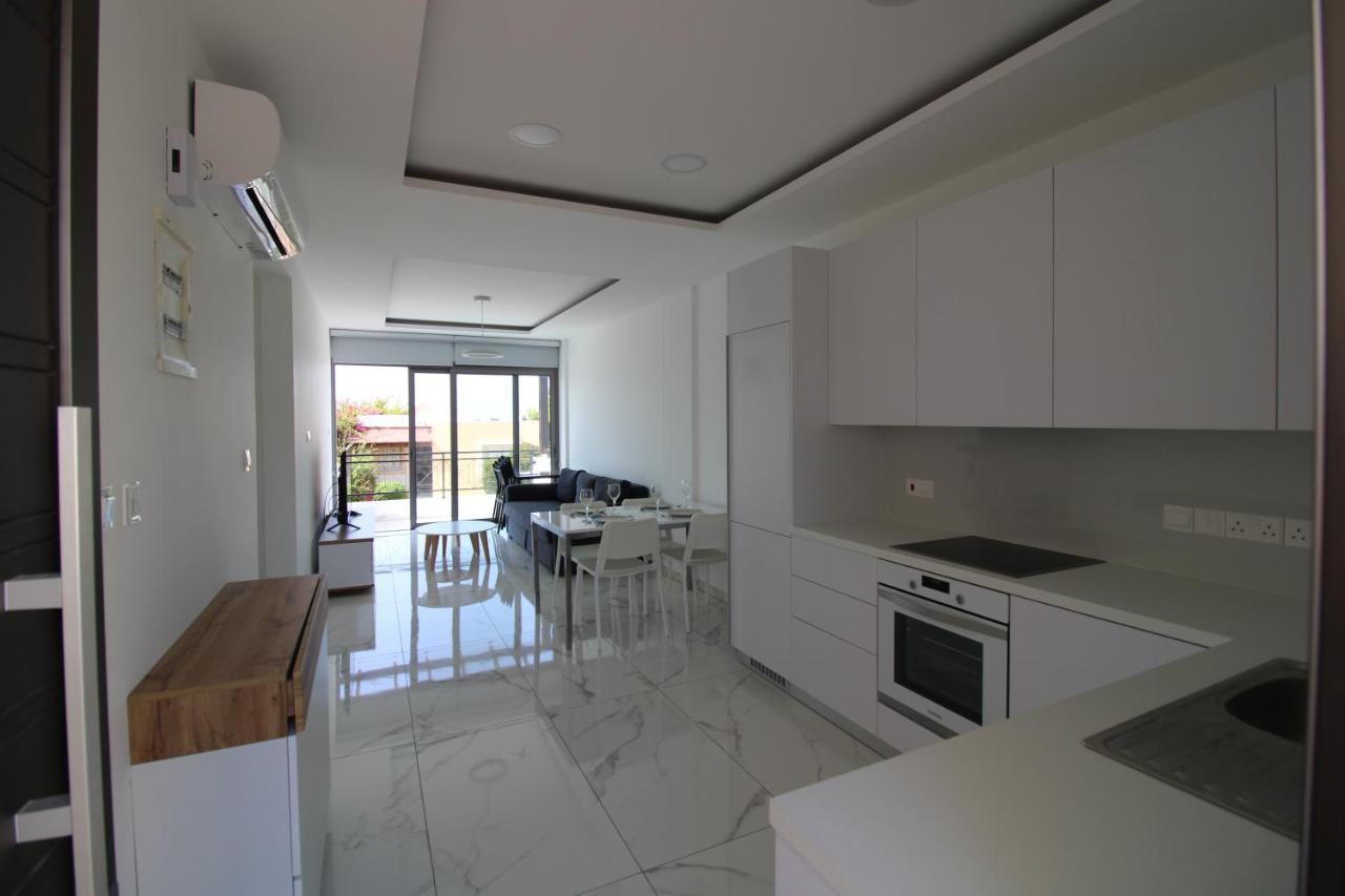 42 Beach Coast Apartment Полис Экстерьер фото